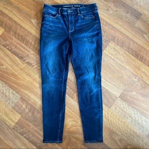 High waisted American Eagle jegging